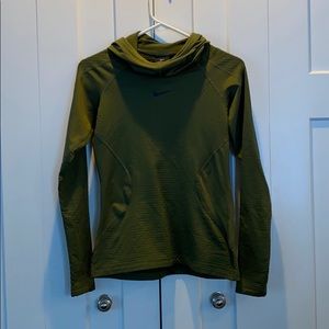 NWOT Olive Green Nike Long Sleeve Size S